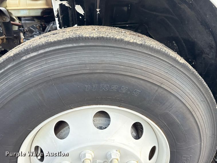 image for item EG6039 2008 Freightliner Business Class M2 digger derrick truck