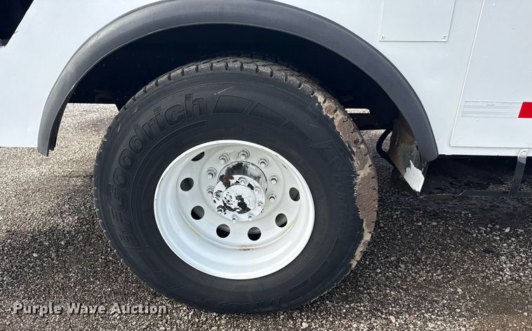 image for item EG6039 2008 Freightliner Business Class M2 digger derrick truck