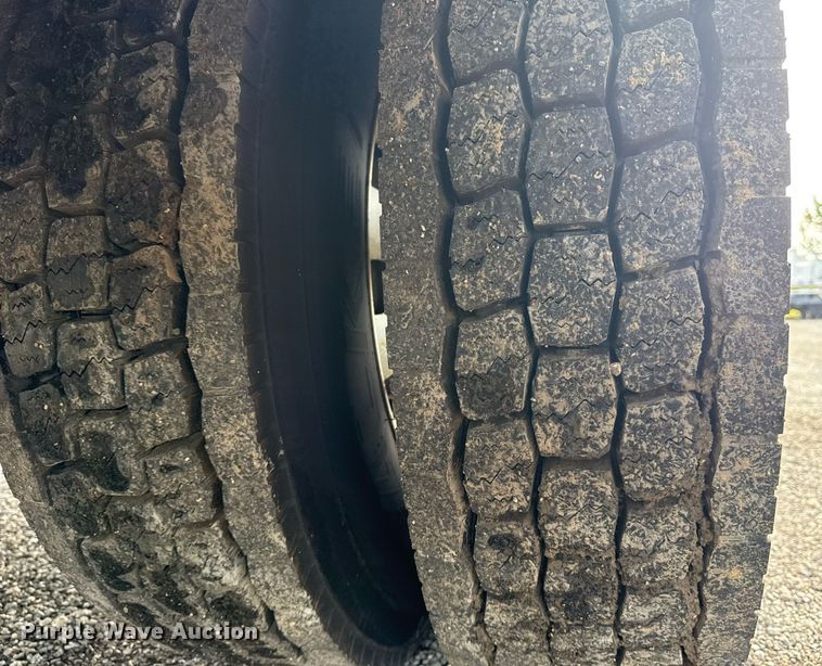 image for item EG6039 2008 Freightliner Business Class M2 digger derrick truck