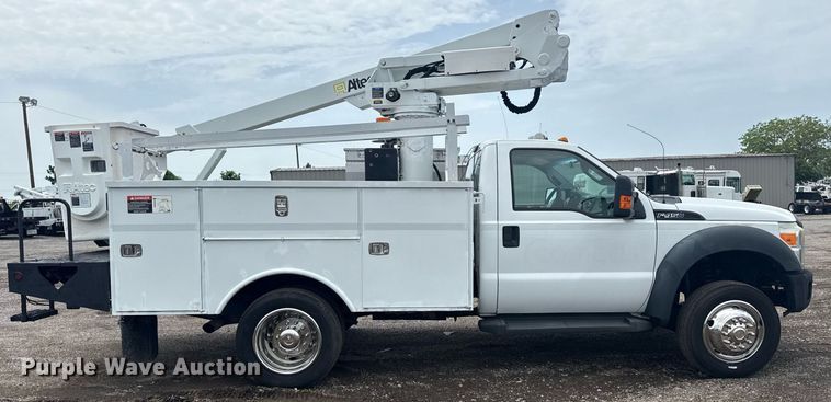 image for item EG6041 2011 Ford F450 Super Duty bucket truck