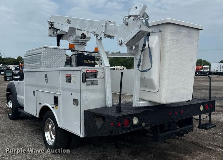 image for item EG6041 2011 Ford F450 Super Duty bucket truck