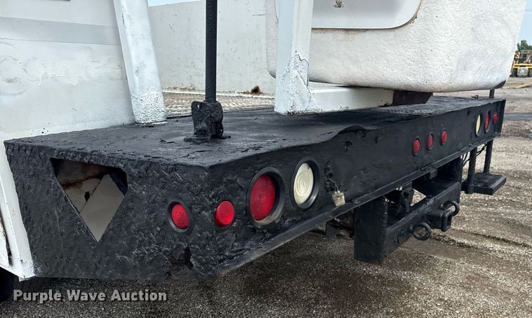 image for item EG6041 2011 Ford F450 Super Duty bucket truck