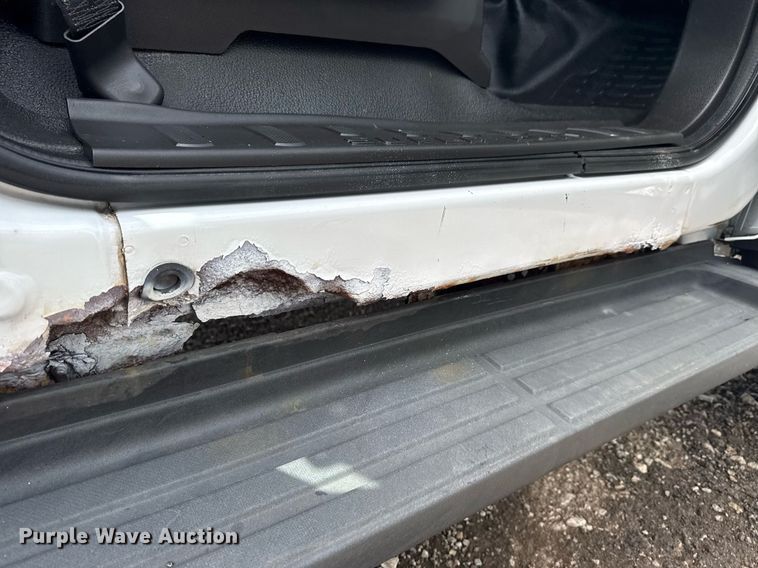 image for item EG6041 2011 Ford F450 Super Duty bucket truck