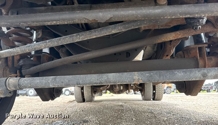 image for item EG6041 2011 Ford F450 Super Duty bucket truck