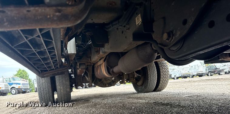 image for item EG6041 2011 Ford F450 Super Duty bucket truck