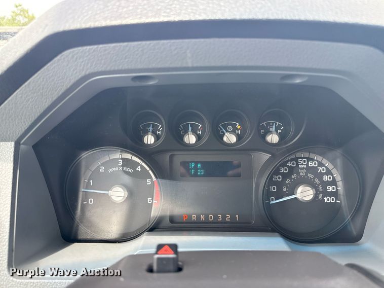 image for item EG6041 2011 Ford F450 Super Duty bucket truck