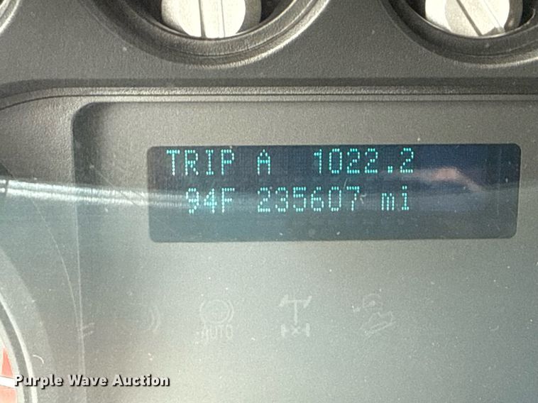 image for item EG6041 2011 Ford F450 Super Duty bucket truck