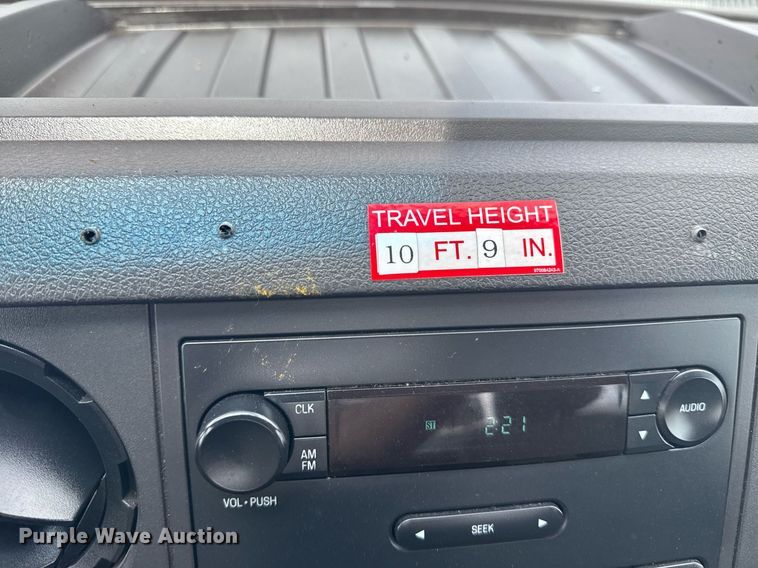 image for item EG6041 2011 Ford F450 Super Duty bucket truck