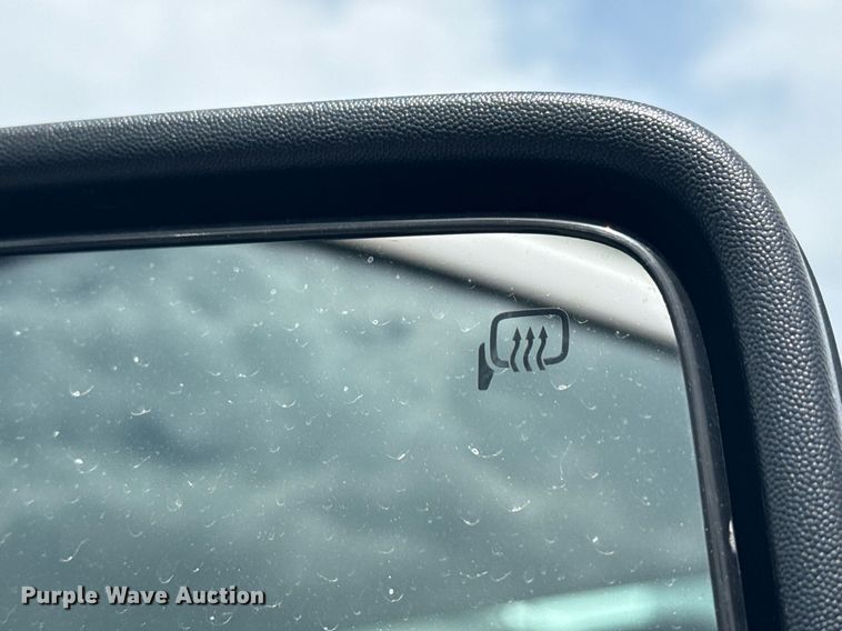 image for item EG6041 2011 Ford F450 Super Duty bucket truck