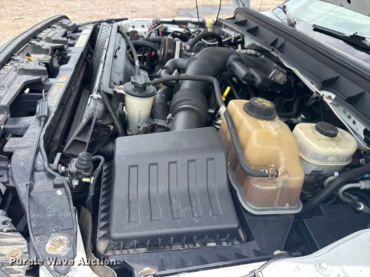 image for item EG6041 2011 Ford F450 Super Duty bucket truck