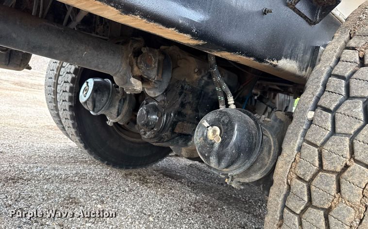 image for item EG6044 2003 Sterling L9500 water truck