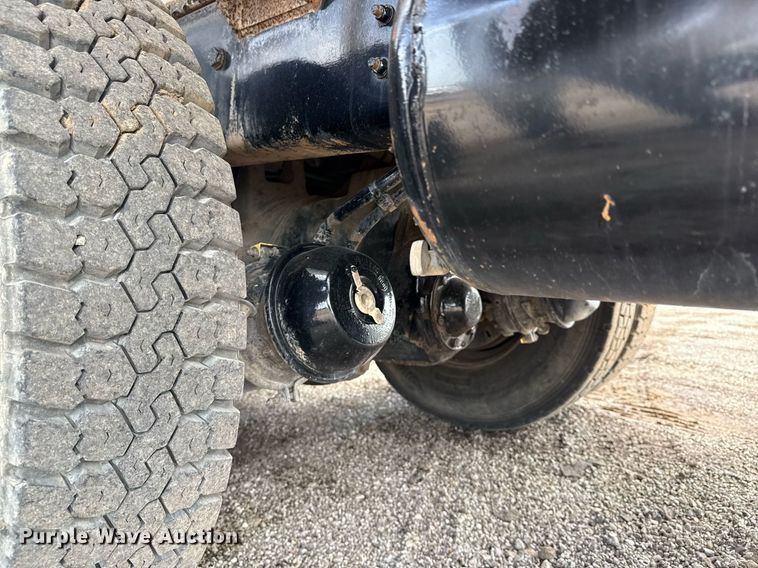 image for item EG6044 2003 Sterling L9500 water truck