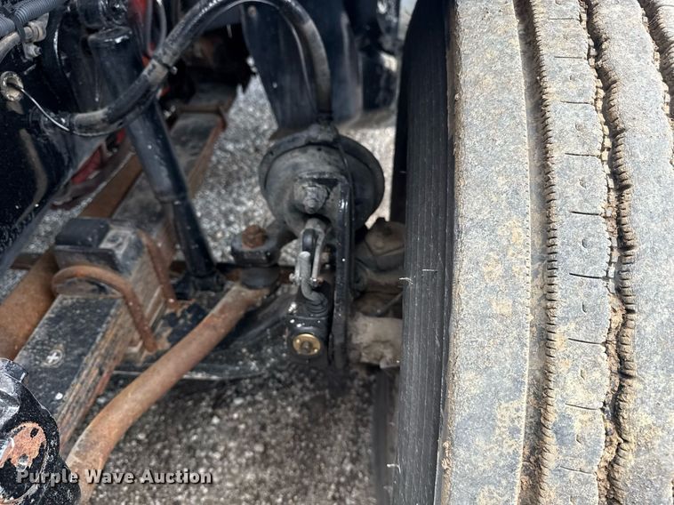 image for item EG6044 2003 Sterling L9500 water truck