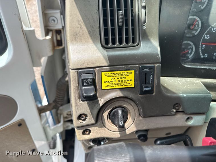 image for item EG6044 2003 Sterling L9500 water truck