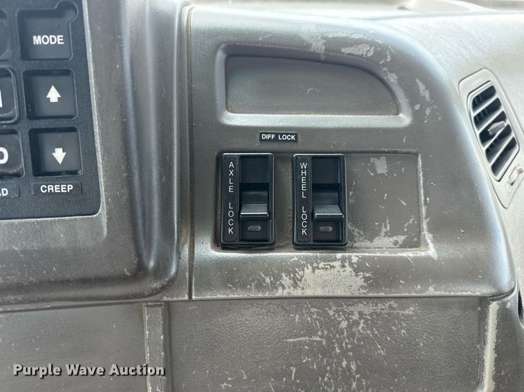 image for item EG6044 2003 Sterling L9500 water truck