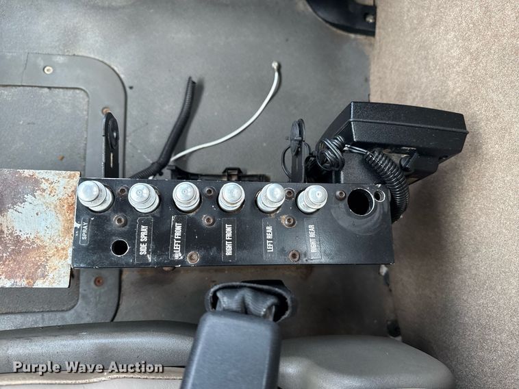 image for item EG6044 2003 Sterling L9500 water truck