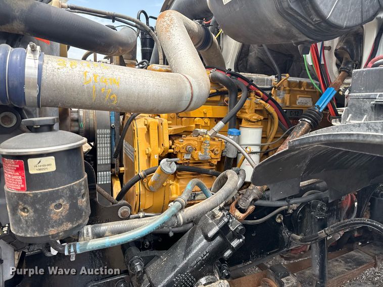 image for item EG6044 2003 Sterling L9500 water truck