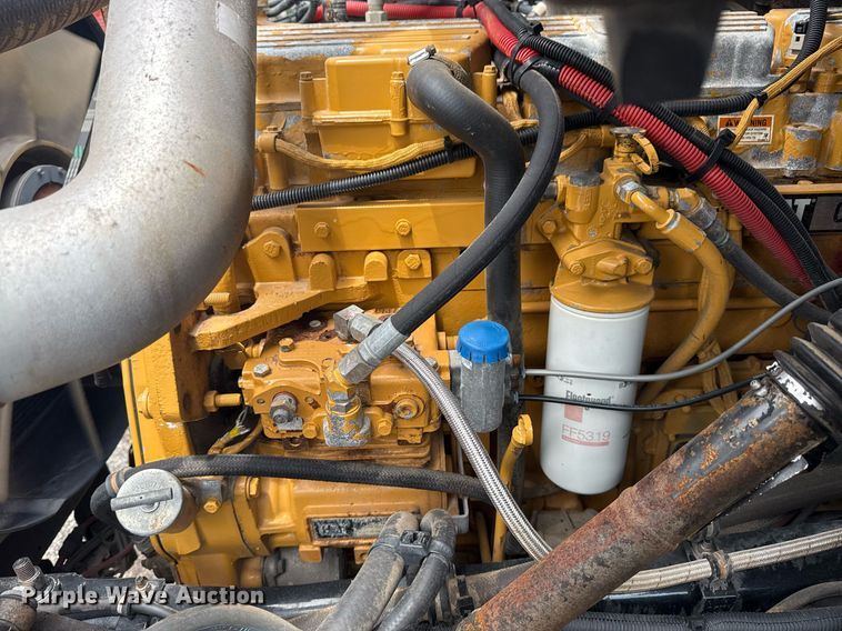 image for item EG6044 2003 Sterling L9500 water truck