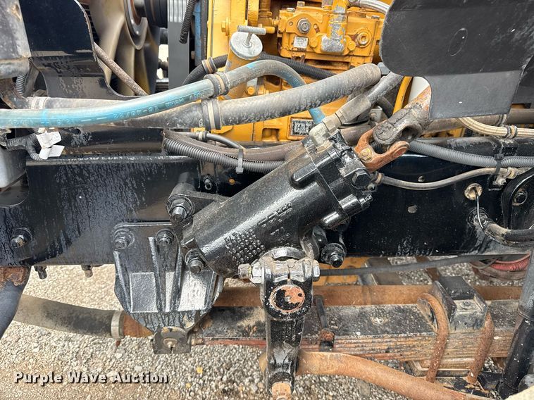 image for item EG6044 2003 Sterling L9500 water truck