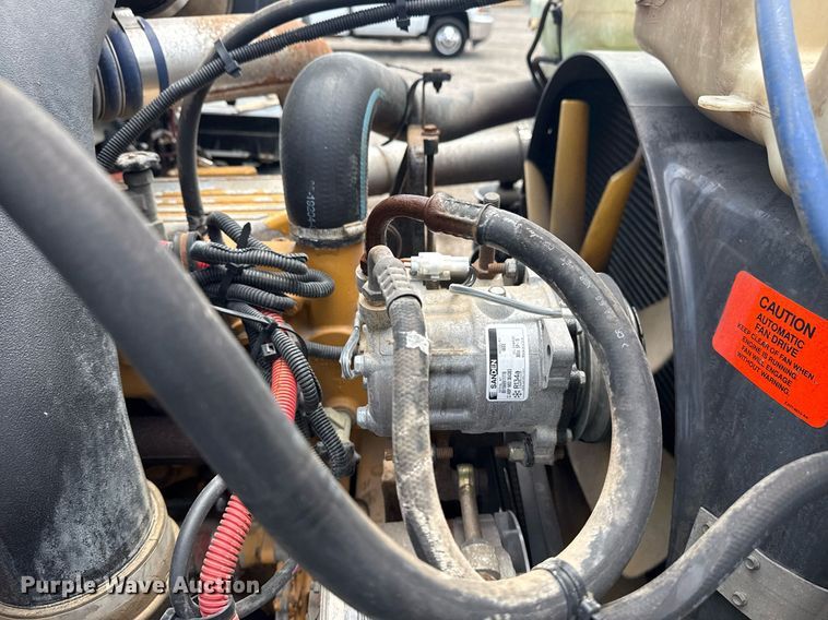 image for item EG6044 2003 Sterling L9500 water truck