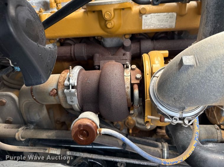 image for item EG6044 2003 Sterling L9500 water truck