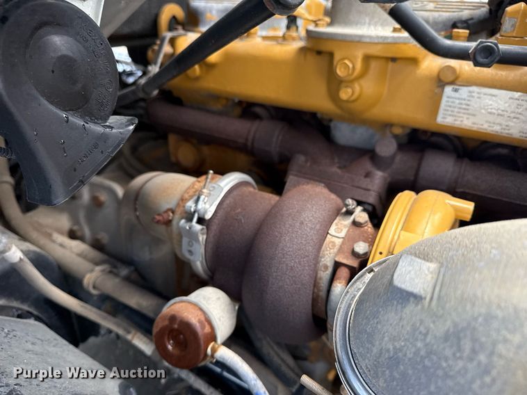 image for item EG6044 2003 Sterling L9500 water truck