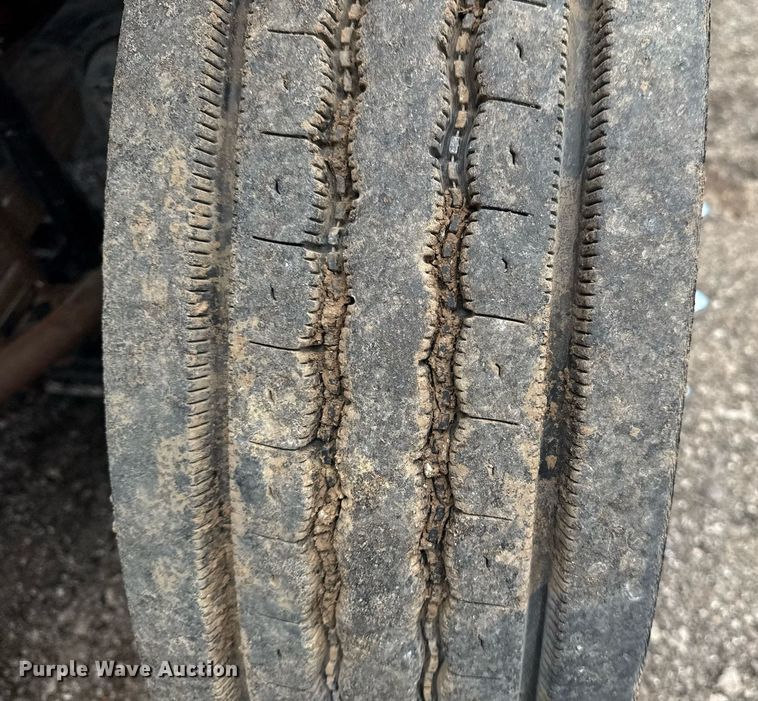 image for item EG6044 2003 Sterling L9500 water truck