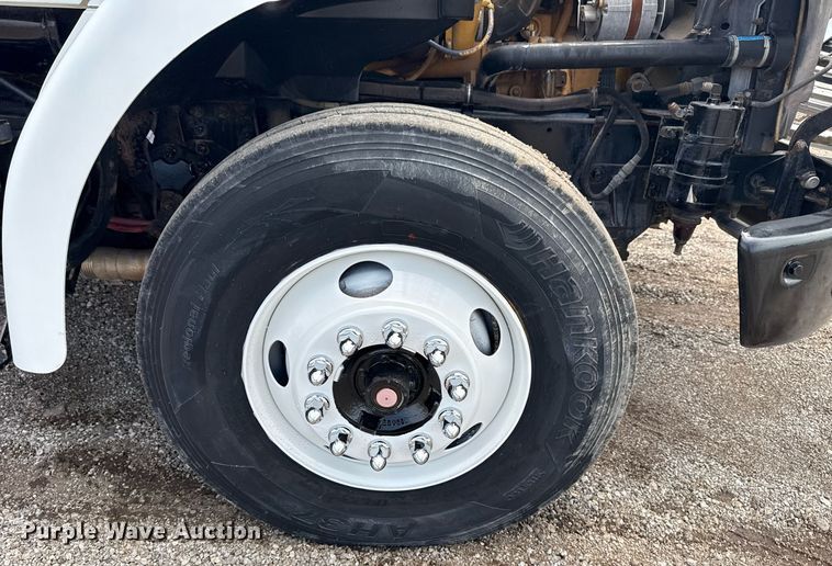 image for item EG6044 2003 Sterling L9500 water truck