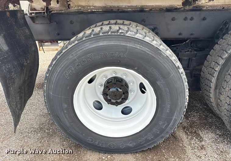 image for item EG6044 2003 Sterling L9500 water truck