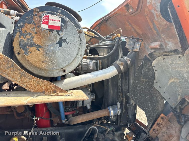 image for item EG6047 1994 Ford LNT8000 dump truck