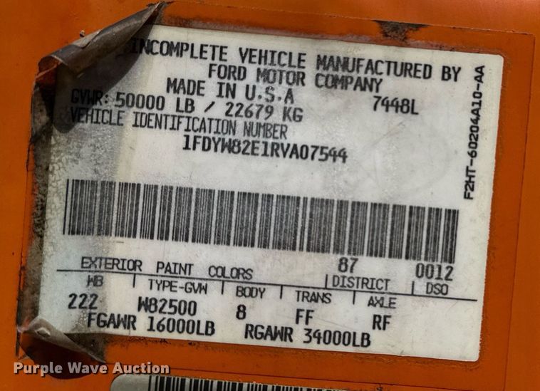 image for item EG6047 1994 Ford LNT8000 dump truck