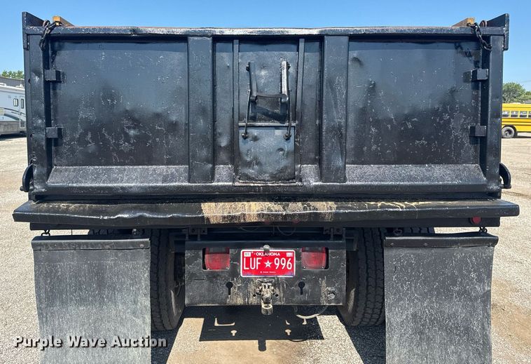 image for item EG6053 2005 Ford F750 Super Duty dump truck