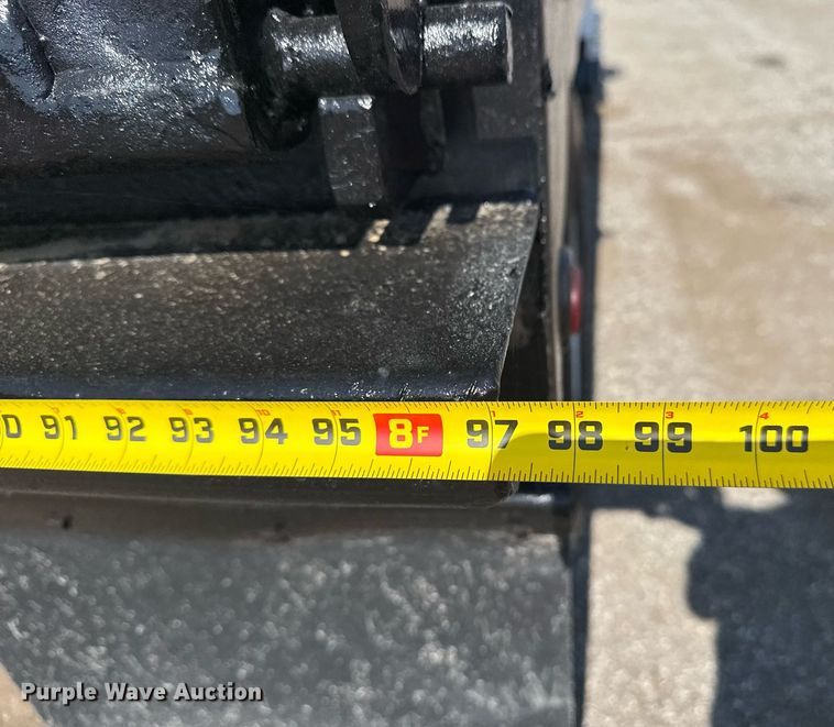 image for item EG6053 2005 Ford F750 Super Duty dump truck