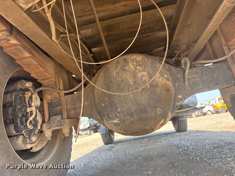 image for item EG6053 2005 Ford F750 Super Duty dump truck