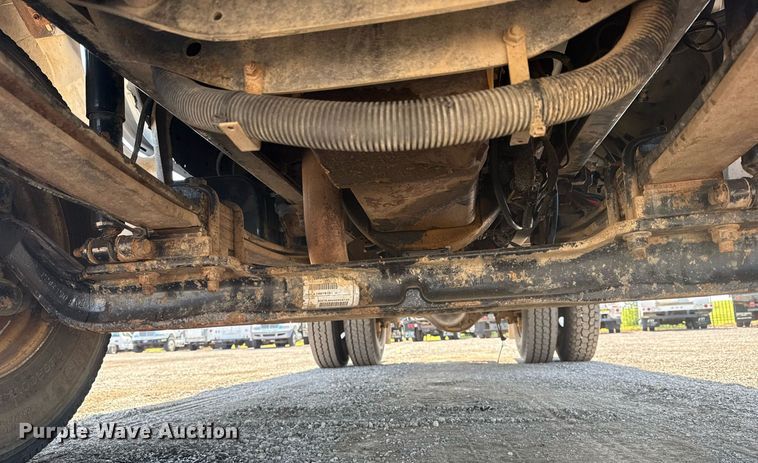 image for item EG6053 2005 Ford F750 Super Duty dump truck