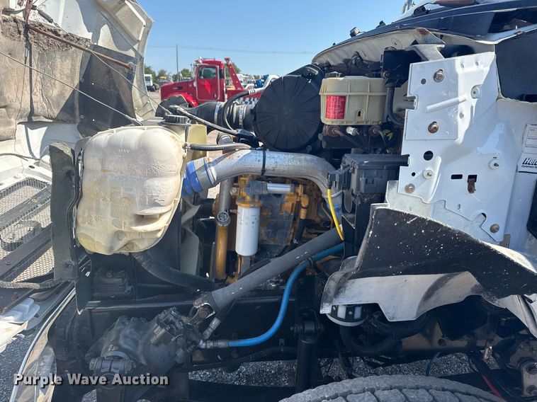 image for item EG6053 2005 Ford F750 Super Duty dump truck