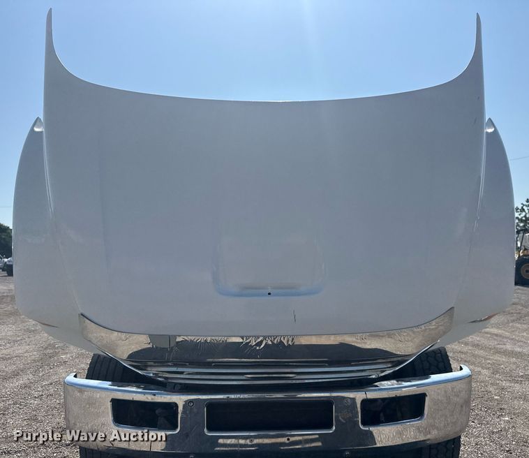 image for item EG6053 2005 Ford F750 Super Duty dump truck