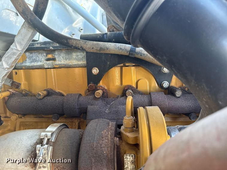 image for item EG6053 2005 Ford F750 Super Duty dump truck