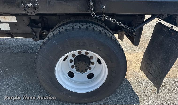 image for item EG6053 2005 Ford F750 Super Duty dump truck