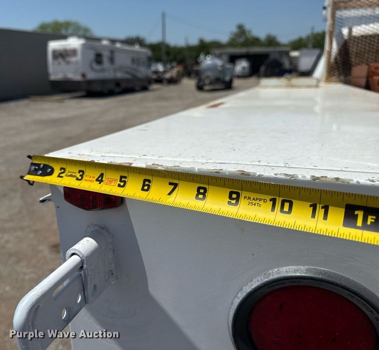 image for item EG6057 2015 Chevrolet Silverado 2500HD utility bed pickup truck