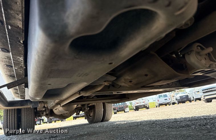 image for item EG6057 2015 Chevrolet Silverado 2500HD utility bed pickup truck