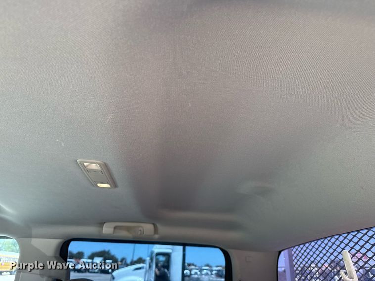 image for item EG6057 2015 Chevrolet Silverado 2500HD utility bed pickup truck