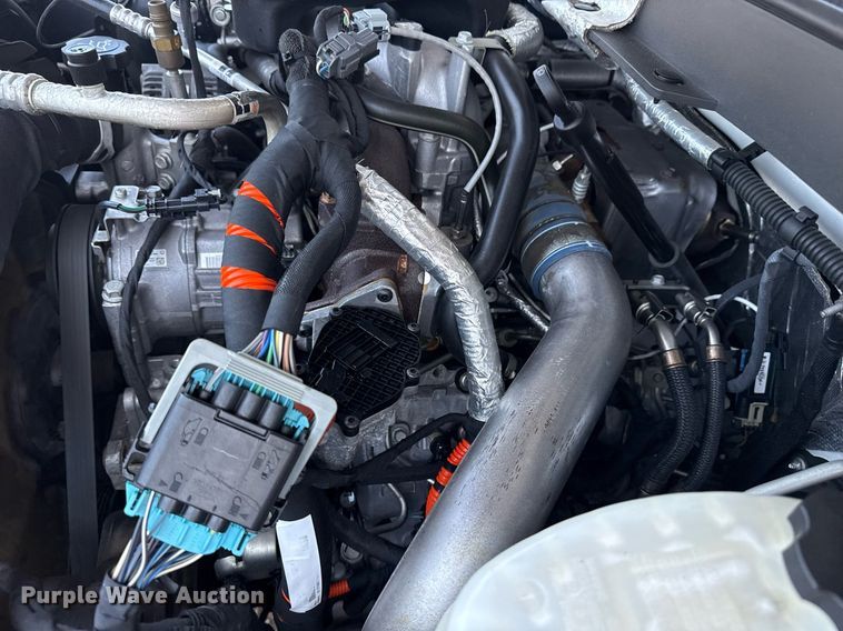 image for item EG6057 2015 Chevrolet Silverado 2500HD utility bed pickup truck