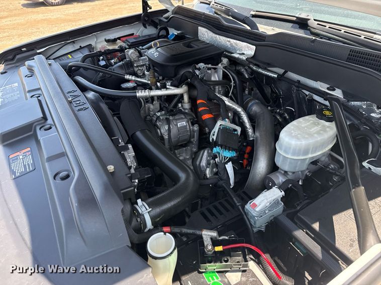 image for item EG6057 2015 Chevrolet Silverado 2500HD utility bed pickup truck