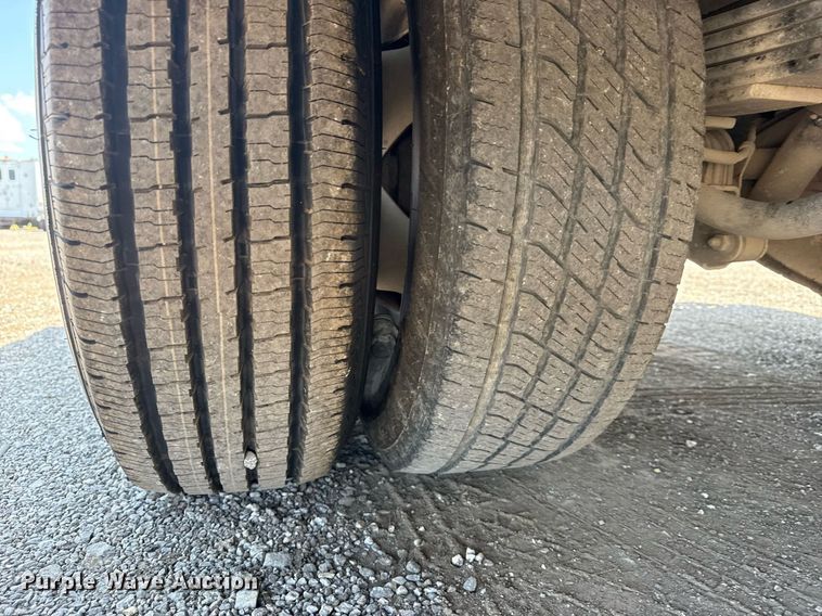 image for item EG6057 2015 Chevrolet Silverado 2500HD utility bed pickup truck