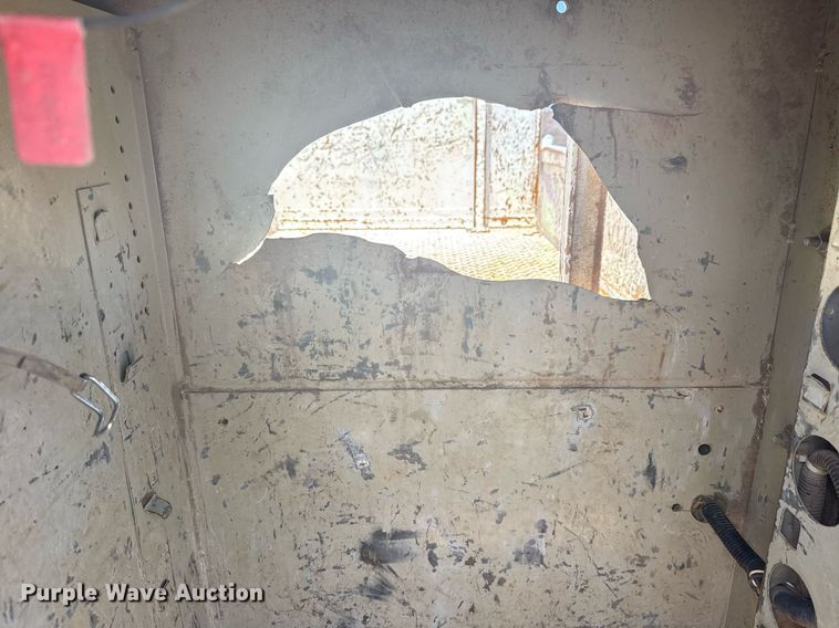 image for item EG6059 2013 Chevrolet Silverado 3500HD utility bed pickup truck