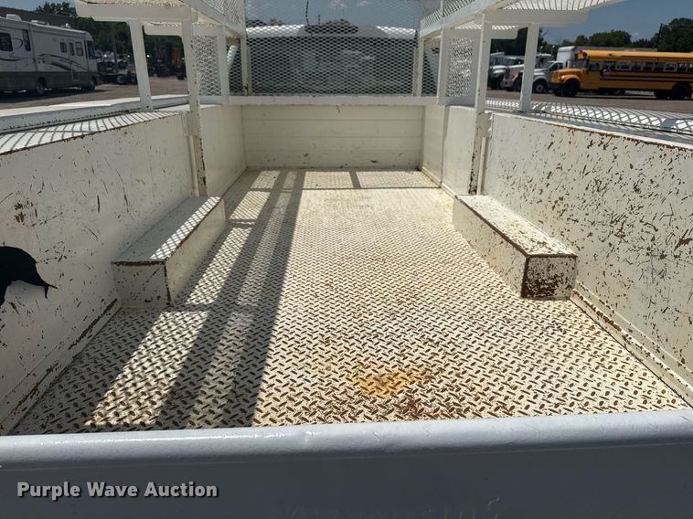 image for item EG6059 2013 Chevrolet Silverado 3500HD utility bed pickup truck