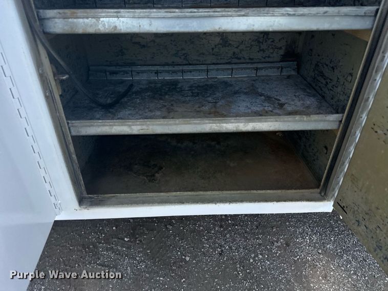 image for item EG6059 2013 Chevrolet Silverado 3500HD utility bed pickup truck