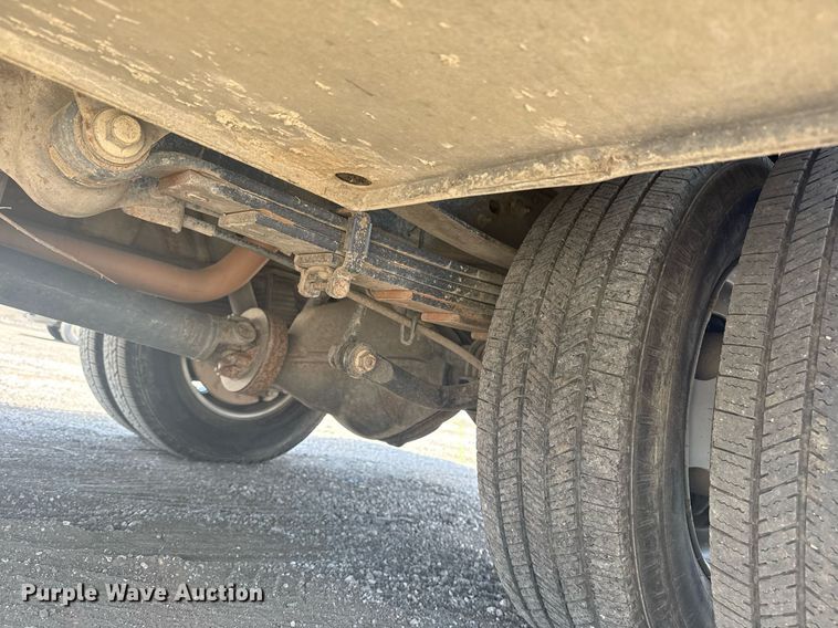 image for item EG6059 2013 Chevrolet Silverado 3500HD utility bed pickup truck