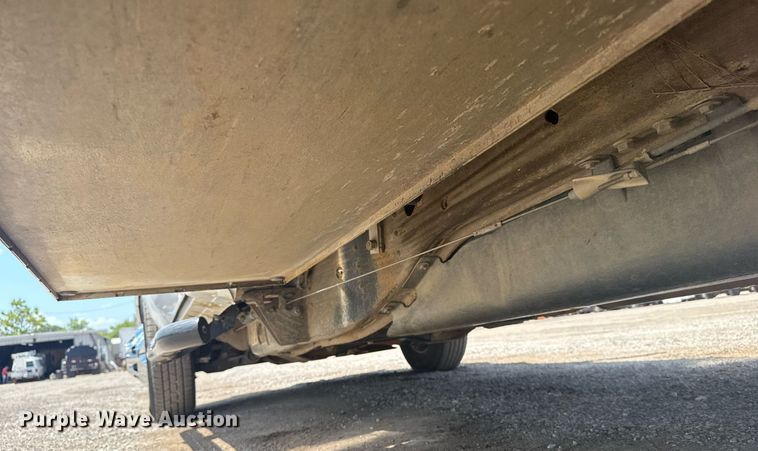 image for item EG6059 2013 Chevrolet Silverado 3500HD utility bed pickup truck